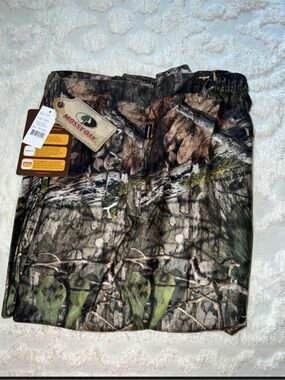 Men’s Gamehide Trail’s End Mossy Oak Camo pants, hunting NWT 4XL